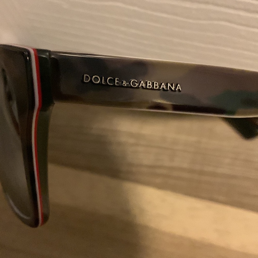 Dolce & Gabbana green camouflage aviator sunglasses - Picture 3 of 12